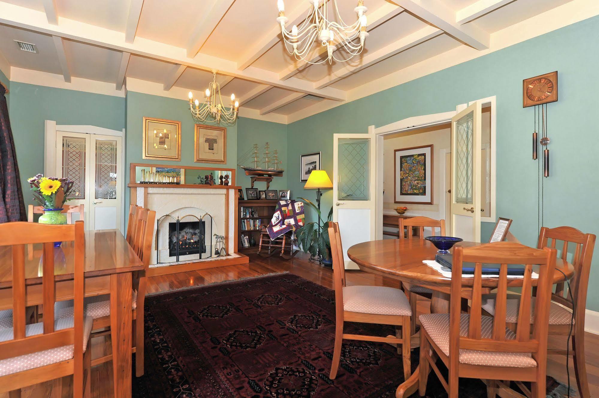 Shelbourne Villa Nelson Bagian luar foto