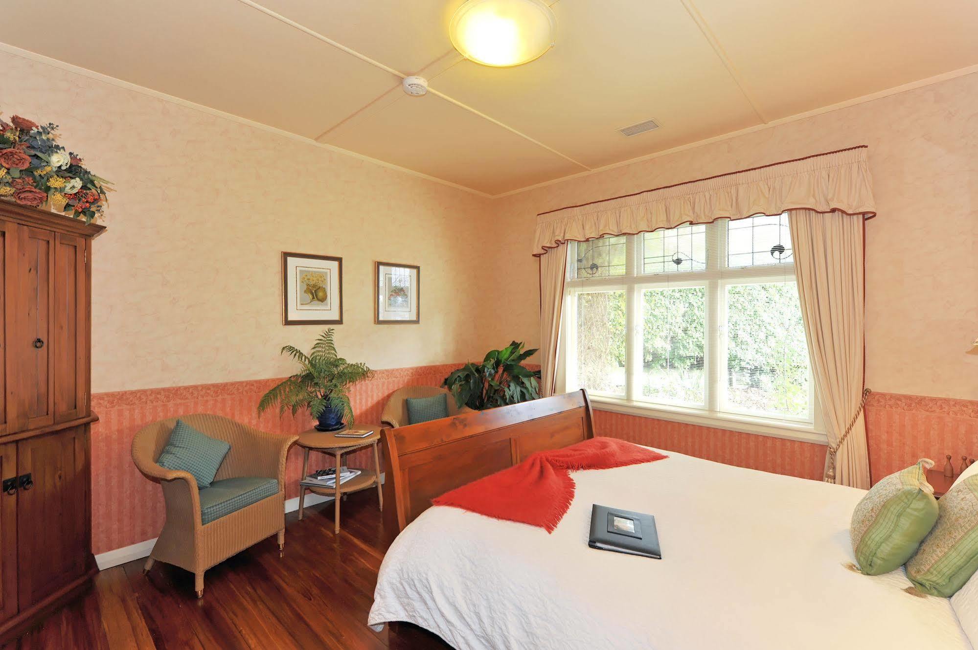 Shelbourne Villa Nelson Bagian luar foto